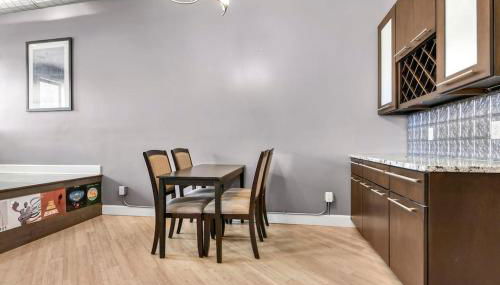 Lovely 2-Bedroom Unit in Springfriend - Photo 5