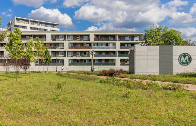 Spacious Targowek Apartment by Renters - Foto 41