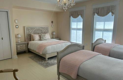 Victorian mini mansion near Lake Greenwood - Foto 28