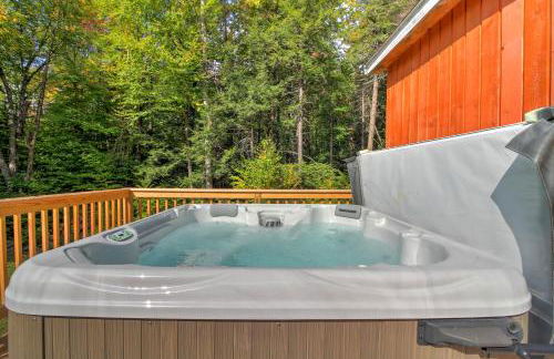 Mt Snow Home with Privacy Hot Tub Firepit - Foto 44