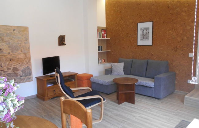 Cottage With 2 Bedrooms With Both En-suite Bathrooms in a Seaside Village - Photo 16