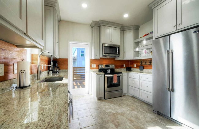 Waterfront w/ Bay Views, Shared Pool & Boat Dock Marlin Madness by Avantstay - Foto 13