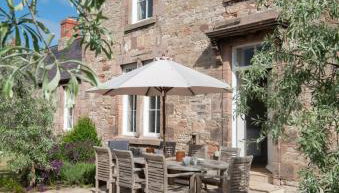 Cambridge House - Photo 2