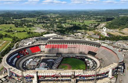 New 2 Bed 2 Bath Condo with Pool at BMS - Foto 37