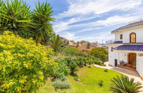 Tranquil 2 bed villa with private pool + sea view! - Foto 25