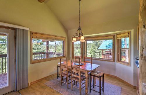 Quiet Trego Resort Home with Lake, Pavilion and Trails - Foto 8