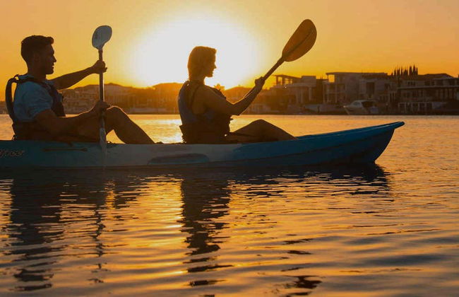 Gold Coast Sunset Kayaking Tour - Foto 1