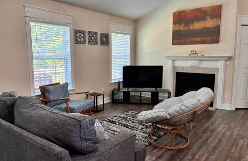 KALMNEZ 10 minutes from FLW - Foto 3