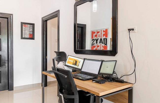 Luxury Living Modern & Contemporary Home With Brand New Pool in Manor Park - Foto 53