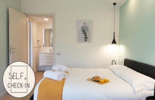 Arcimboldi's Nest - Close to Metro and Train - Foto 1