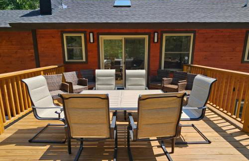 Experience the charm of Peak Hill Home, a cozy 3-BR retreat close to Ski Resort - Foto 38