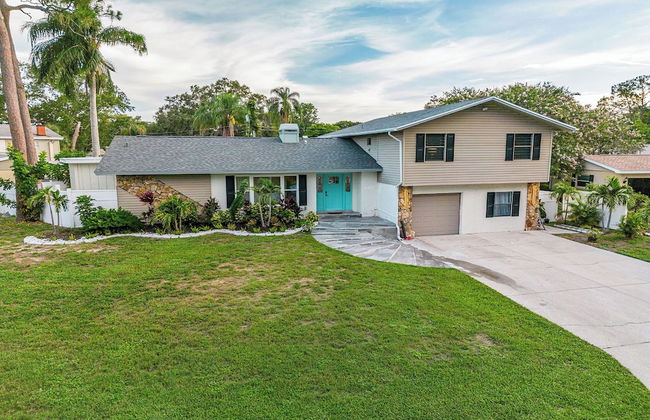 Serenity Haven Luxe Pet Friendly 5BR - Photo 29