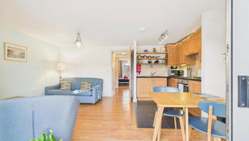 Penryn Quayside Apartment – 1-bed, Fully Equipped Waterside base - Foto 3, stove