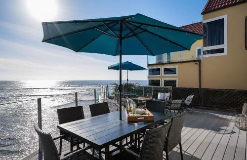 Luxury, renovated, oceanfront home with incredible deck & views - dogs welcome - Foto 45