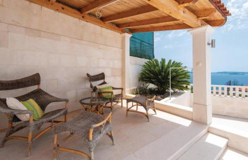 Stunning Home In Orebic With Wifi - Photo 14