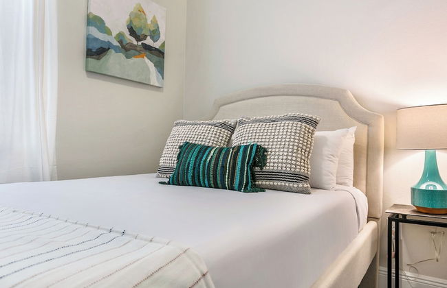 Hosteeva Houses 5-Min to Fr Quarter - Foto 6