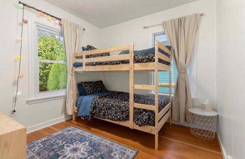 Alki Beach Bungalow • Walk to Beach & Dining - Foto 7