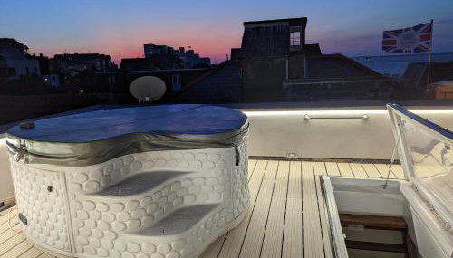 Seafarer's View - 6 bedroom townhouse in Cowes, parking & seaviews. - Foto 3