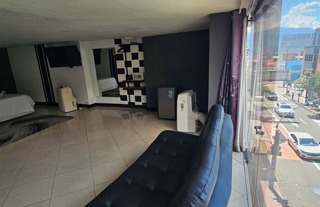 70 PROMO $ 11 Bedrooms with bathrooms Aprtmnt + 2 Jacuzzis and a rooftop pool. @Poblado - Photo $