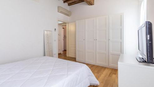 [Piazza Martiri]-In pieno centro sotto al Castello - Foto 3, wardrobe