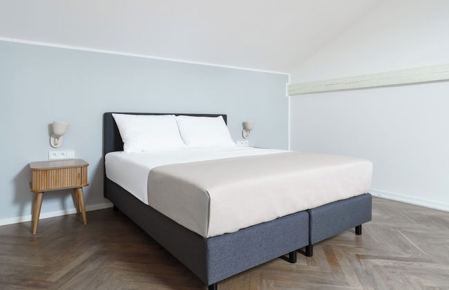 Limehome Prague Halkova - Foto 5