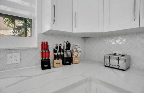 4 Br Designer Home Next To Shul And Community Pool 4 Bedroom Villa - Foto 90