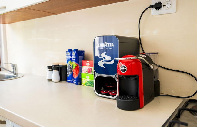 Cozy One-bedroom Apartment Near City Center - Foto 13