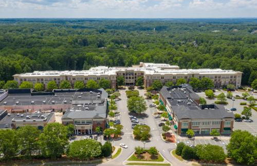 Landing Stunning 2BD Pool Courtyard - Foto 26