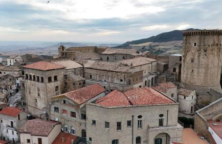 Comfort, parcheggio e vista su Tricarico in Basilicata, Io Sono Qui - Foto 15