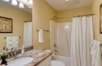 Sleeps 28 Beachfront w/ Pool, Hot Tub, Game Room Atlantic Watch by Avantstay - Foto 78