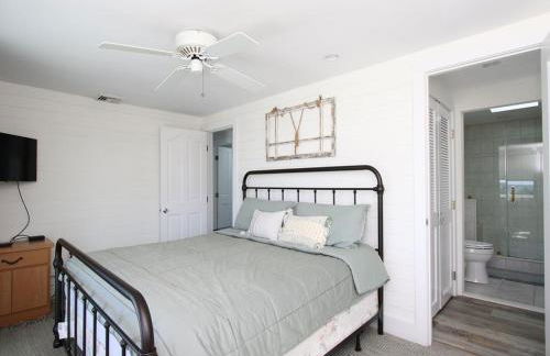 Hi Speed Wifi, Pets Considered, Bayfront, Bay Views, Beach Badges, Private Yard, Decking,, Outdoor Shower, - Foto 25