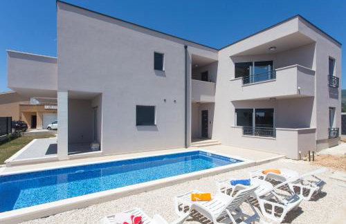 Modern apartment with swimming pool - Foto 46