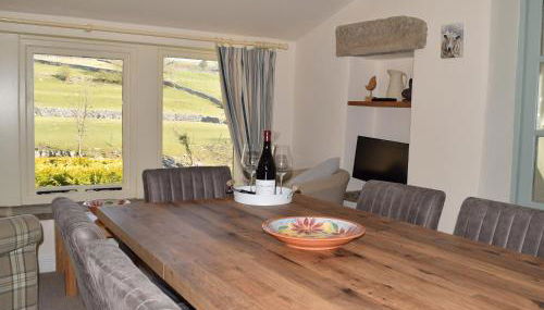 Inglenook Cottage - Photo 3