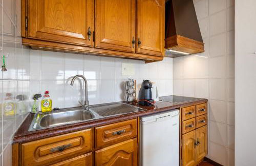 Beach House Vista Mar - Praia do Pedrógão - Foto 23