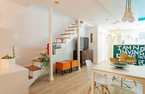 Over the Moon About C Adams Morgan METRO subway Rock Creek Park - Foto 16