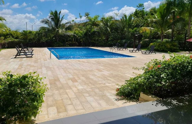 Con piscina a 10 minutos del aeropuerto - Foto 1