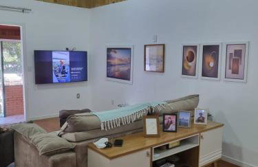 Lugar Acolhedor e Próximo a Natureza - Foto 11