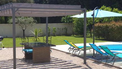Les Dentelles du Ventoux - Gîte avec Piscine - Photo 3, Garden, sunbed, Garden view