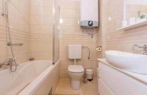 The Grandfather Villa Heated Pool Retreat - Foto 13