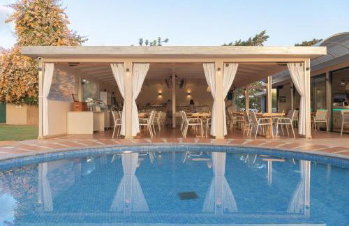 Asterias Village Resort - Foto 12