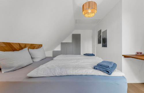 Haus am Seeufer mit Badestelle in 200m, große Sonnenterrasse, umzäunter Garten, Hunde willkommen - Foto 14