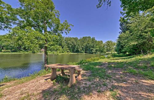 Waterloo Home with Fire Pit - half Mi to Boat Ramp! - Foto 42