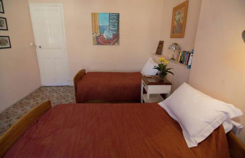 Old wine storehouse with terrace and garden - Foto 12