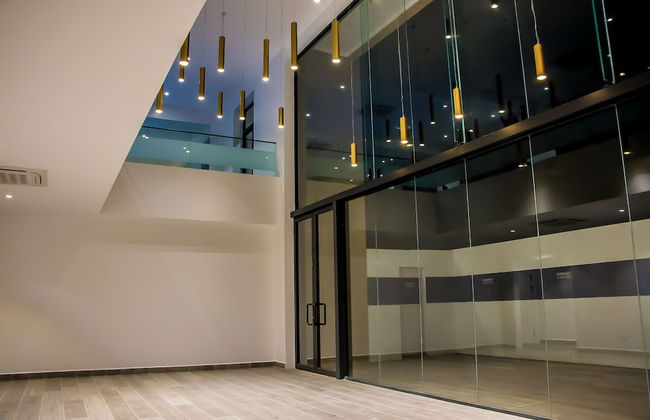 Embassy Gardens Premier Suites - Photo 65