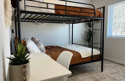 Joshua Tree Poolside Escape! - Foto 11