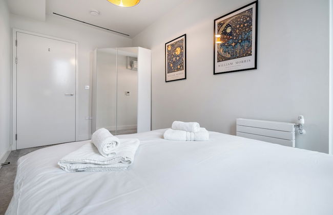 Chic & Stylish 2Bed in Heart of London - Photo 4