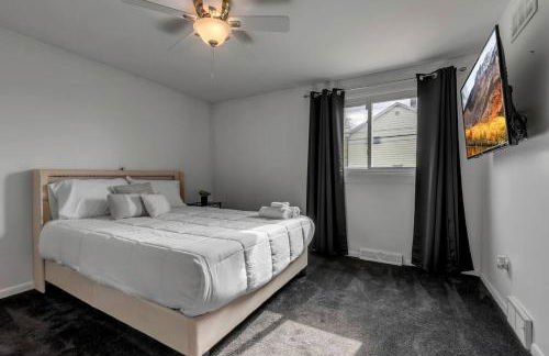 Family Fun Pool Central Airport - Photo 20