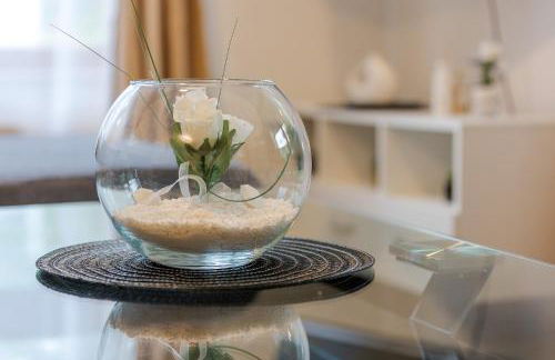 Rob's Flat - Moderne 3-Zimmer-Ferienwohnung mit Terrasse, 6 Schlafplätzen, 2 Min S-Bahn, Weil der Stadt bei Stuttgart - Foto 9