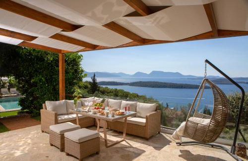 Villa Meliti - private villa with stunning seaviews, infinity pool, close to the beach - Photo 1
