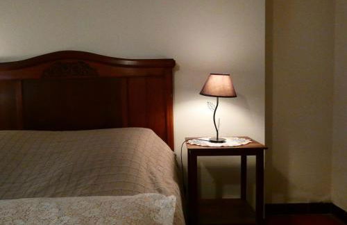 Escapade Paisible: Gîte pour 8 à Saint-Hilaire-sur-Yerre, Jardin Clos, Proche Chateaudun et Chartres - FR-1-581-131 - Foto 20